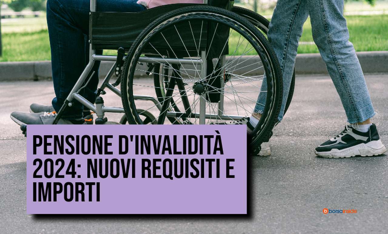 una sedia a rotelle con un disabile e un caregiver