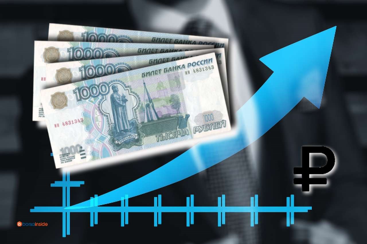 un grafico con una freccia che indica rialzo, il simbolo del rublo e alcune banconote