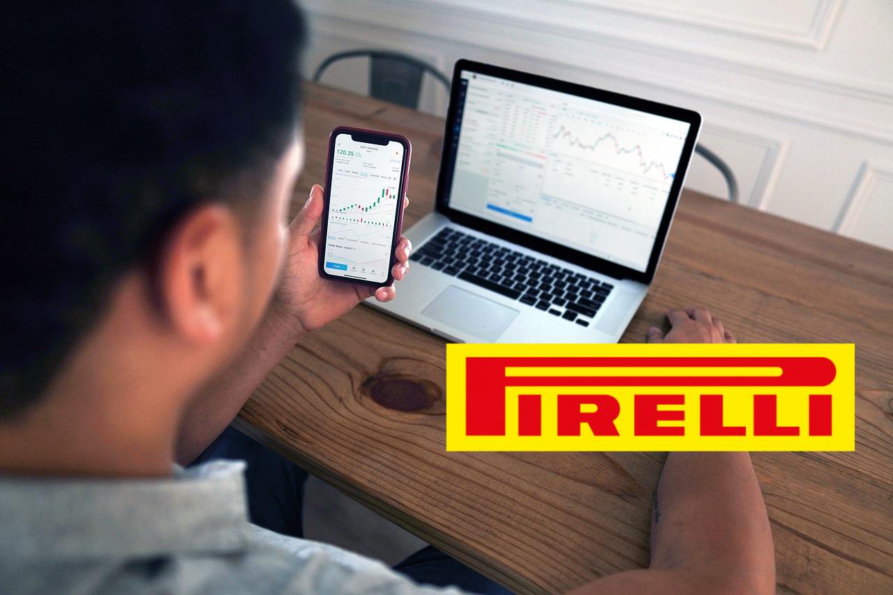 trader in azione con logo Pirelli