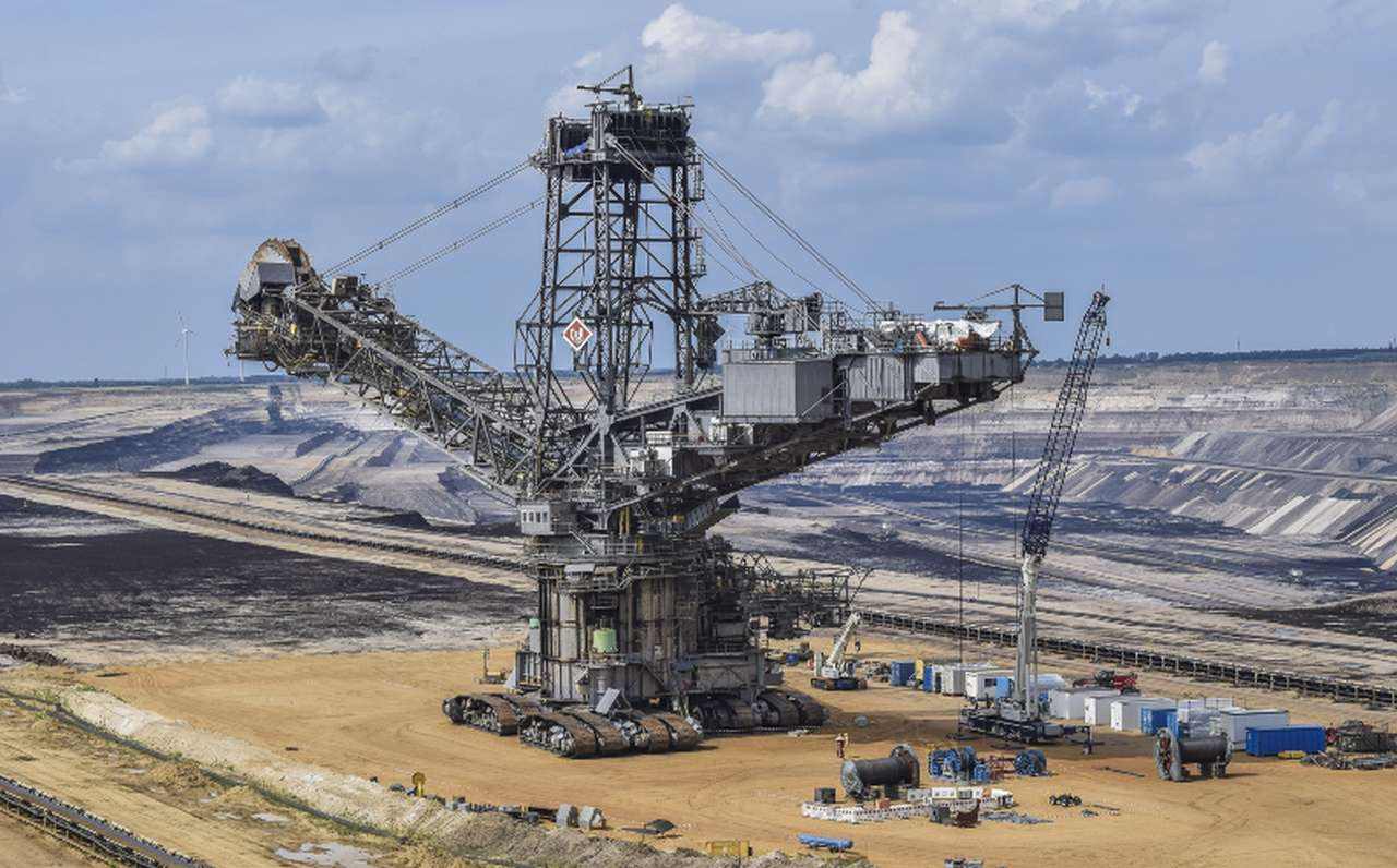 una piattaforma per l'estrazione dei minerali