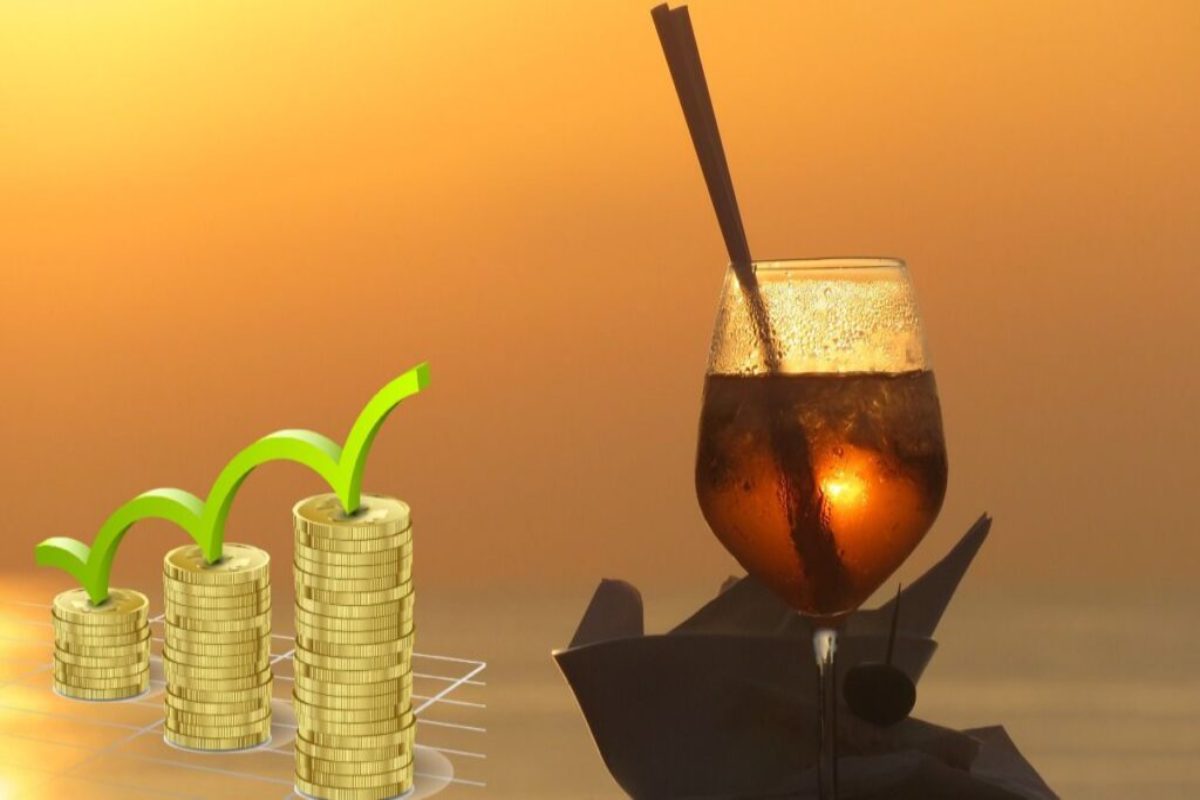 bicchiere con Campari e grafico