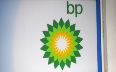 Petroliferi: Voci di mega fusione tra BP e Royal Dutch Shell