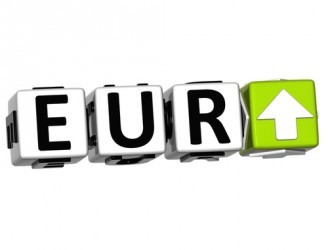 Forex: L'euro apre la settimana in rialzo