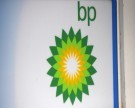 BP, utile in calo nel quarto trimestre, taglia spese del 20%