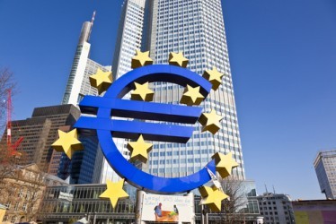 Draghi gela Tsipras, BCE chiude il rubinetto alle banche greche
