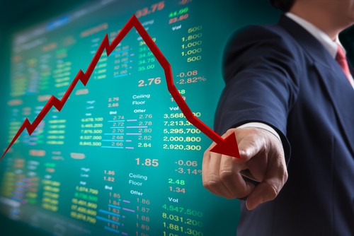 Azioni FCA crollano prima della trimestrale ma è tutto lo Stoxx600 che va male Azioni FCA crollano prima della trimestrale ma è tutto lo Stoxx600 che va male
