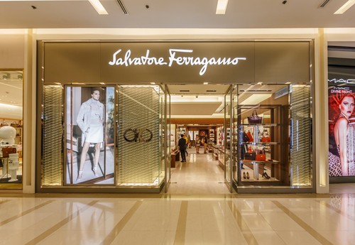 Boom azioni Salvatore Ferragamo quanto durerà? 4 upgrade di target price Boom azioni Salvatore Ferragamo quanto durerà? 4 upgrade di target price