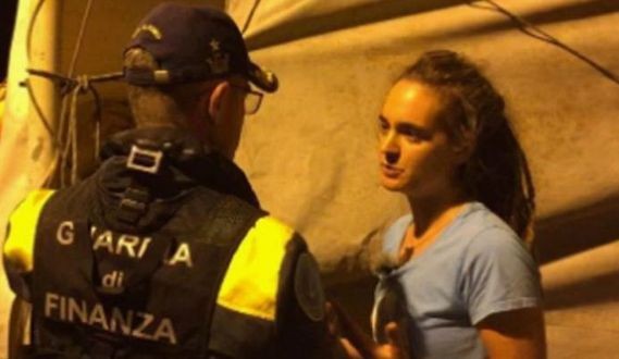 Sea Watch. Ecco chi è la capitana tedesca Carola Rackete Sea Watch. Ecco chi è la capitana tedesca Carola Rackete
