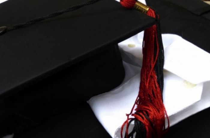 Con la laurea si trova lavoro più facilmente? Ecco cosa dicono i dati della Cgil Con la laurea si trova lavoro più facilmente? Ecco cosa dicono i dati della Cgil