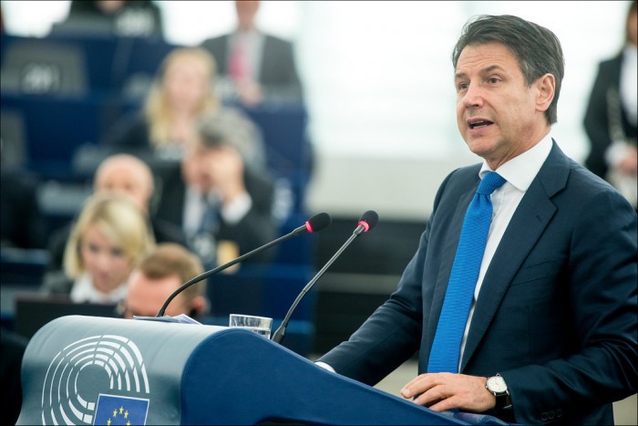 Conte bis, tappa obbligata evitare aumento IVA. Flessibilità di 10-12 miliardi dall'Europa Conte bis, tappa obbligata evitare aumento IVA. Flessibilità di 10-12 miliardi dall'Europa