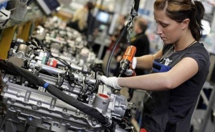 Istat, migliora la produzione. La tendenza alla flessione si è interrotta Istat, migliora la produzione. La tendenza alla flessione si è interrotta