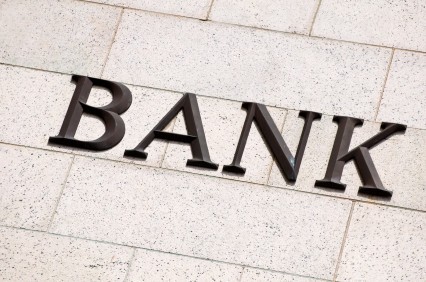 Banche italiane: Banca MPS al centro del dossier fusioni, presto la verità Banche italiane: Banca MPS al centro del dossier fusioni, presto la verità