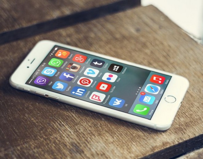 Col 5G nel 2020 torna a crescere il mercato degli Smartphone Col 5G nel 2020 torna a crescere il mercato degli Smartphone