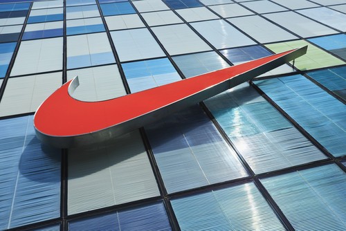 Nike fa festa sulla borsa americana: trimestrale oltre tutte le attese Nike fa festa sulla borsa americana: trimestrale oltre tutte le attese
