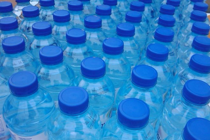 Svolta green del governo Conte bis, arriva la tassa sulla plastica Svolta green del governo Conte bis, arriva la tassa sulla plastica