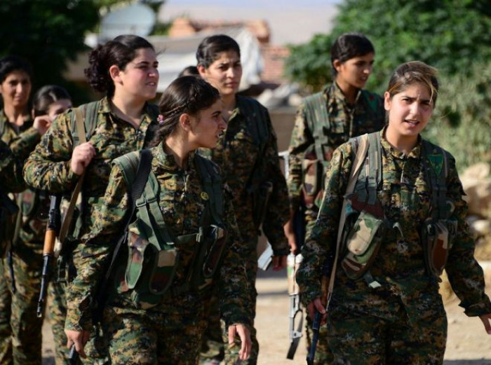 Erdogan si prepara ad entrare a Kobane e chiede la cattura del comandante delle milizie curde Erdogan si prepara ad entrare a Kobane e chiede la cattura del comandante delle milizie curde