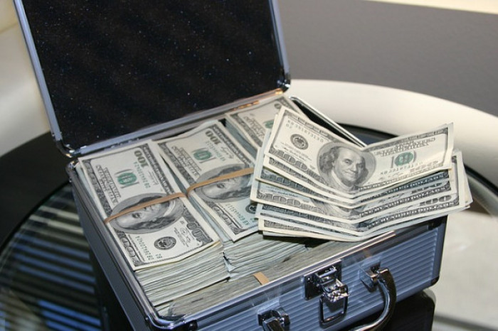 Evasione fiscale mondiale e società fantasma: 15 trilioni nascosti nei paradisi fiscali Evasione fiscale mondiale e società fantasma: 15 trilioni nascosti nei paradisi fiscali