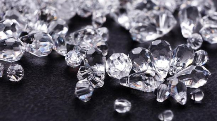 Truffa diamanti: inchiesta chiusa, regali e doni a dirigenti di banche coinvolte Truffa diamanti: inchiesta chiusa, regali e doni a dirigenti di banche coinvolte