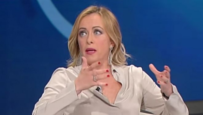 Ultimi sondaggi politici: calano ancora M5s e Pd, crescono Lega e Fratelli d'Italia Ultimi sondaggi politici: calano ancora M5s e Pd, crescono Lega e Fratelli d'Italia