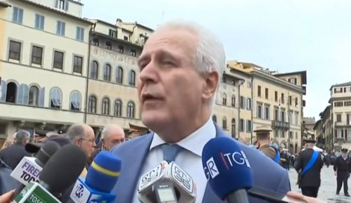 Sondaggi politici elezioni regionali in Toscana. Il Pd è avanti ma serve l'alleanza con Renzi Sondaggi politici elezioni regionali in Toscana. Il Pd è avanti ma serve l'alleanza con Renzi
