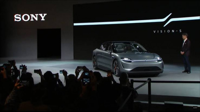 Sony sorprende tutti, non lancia la nuova Play Station, ma un'automobile completamente elettrica Sony sorprende tutti, non lancia la nuova Play Station, ma un'automobile completamente elettrica