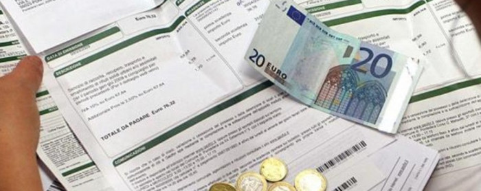Bollette a 28 giorni: la sentenza obbliga le compagnie ai rimborsi automatici Bollette a 28 giorni: la sentenza obbliga le compagnie ai rimborsi automatici