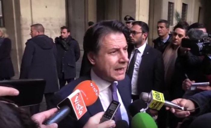Prescrizione, Iv diserta il Cdm. Crisi più vicina, sostituire i renziani? Conte per il dialogo Prescrizione, Iv diserta il Cdm. Crisi più vicina, sostituire i renziani? Conte per il dialogo
