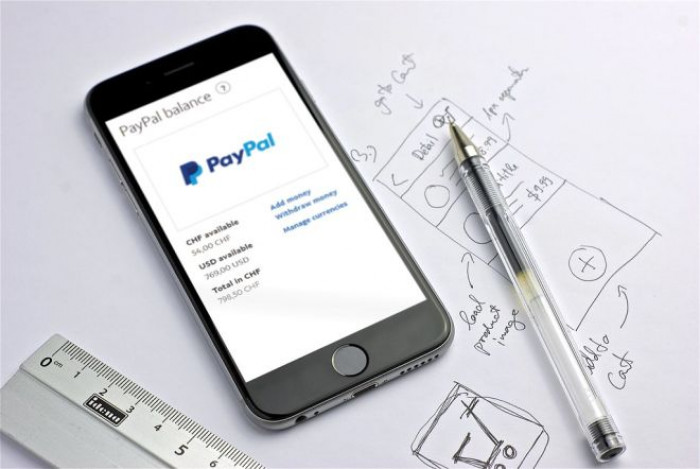 Sconti fiscali per chi paga con metodi tracciabili validi anche per le app, da Satispay a Paypal Sconti fiscali per chi paga con metodi tracciabili validi anche per le app, da Satispay a Paypal