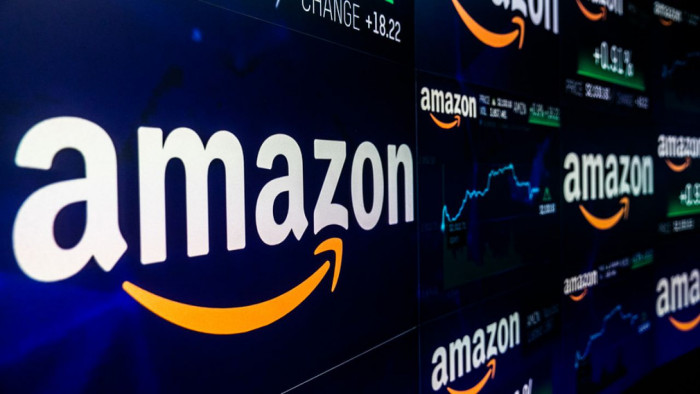 Su Amazon prezzi pazzi per Amuchina e prodotti legati all'emergenza Coronavirus Su Amazon prezzi pazzi per Amuchina e prodotti legati all'emergenza Coronavirus