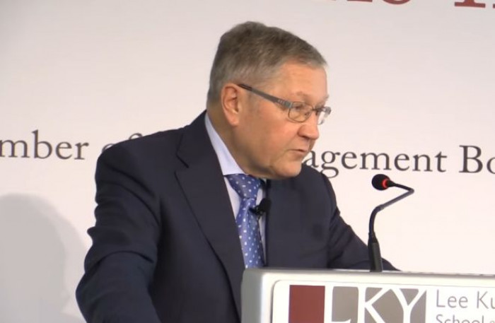 Chi è Klaus Regling, l'uomo a capo del Mes che da dietro le quinte governa l'Europa Chi è Klaus Regling, l'uomo a capo del Mes che da dietro le quinte governa l'Europa