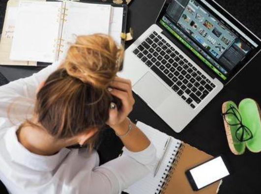 Il posto fisso ridotto a un miraggio, ecco perché e come adattarsi al mondo del lavoro di oggi Il posto fisso ridotto a un miraggio, ecco perché e come adattarsi al mondo del lavoro di oggi