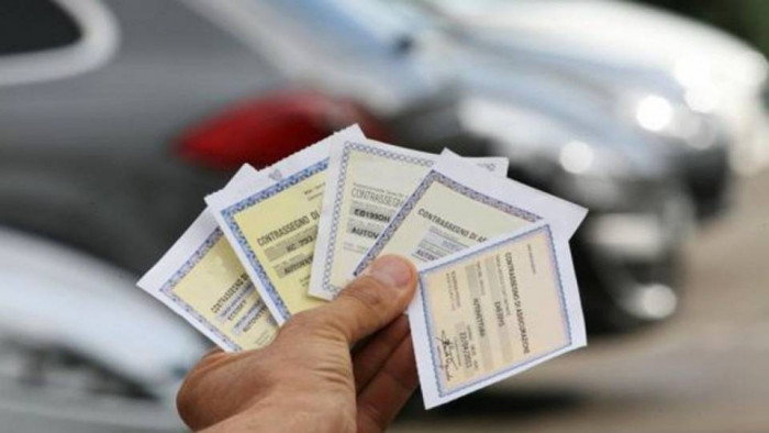 Scadenza RC auto, patenti e revisioni: sospensione dei pagamenti del decreto Cura Italia Scadenza RC auto, patenti e revisioni: sospensione dei pagamenti del decreto Cura Italia