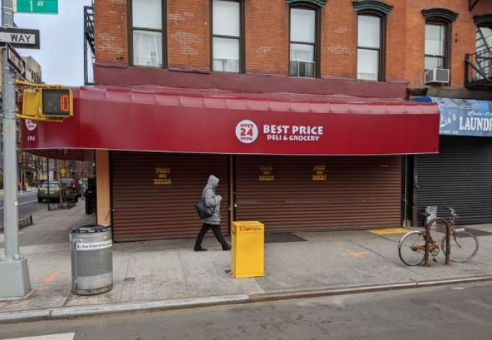 Coronavirus negli USA, dalle fosse comuni di New York al record di 4.591 morti in 24 ore Coronavirus negli USA, dalle fosse comuni di New York al record di 4.591 morti in 24 ore
