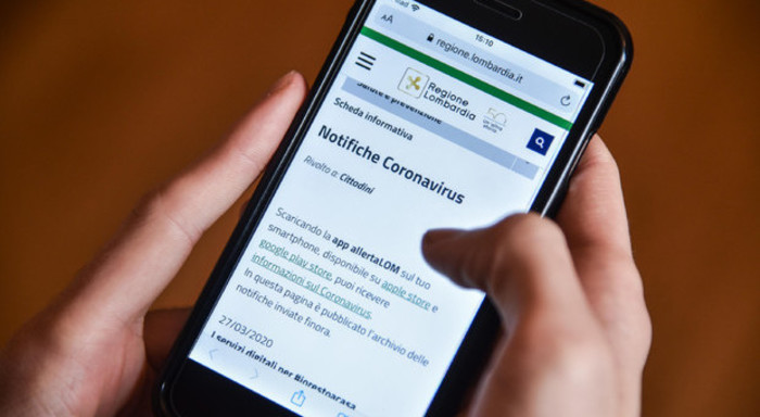 Immuni: l'app per aiutarci contro il coronavirus. Privacy a rischio? Immuni: l'app per aiutarci contro il coronavirus. Privacy a rischio?