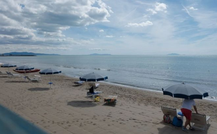 Coronavirus, quando aprono le spiagge? Ecco il calendario con le date regione per regione Coronavirus, quando aprono le spiagge? Ecco il calendario con le date regione per regione
