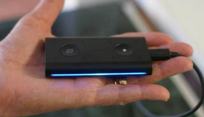 Alexa disponibile anche in auto: Amazon lancia Echo Auto Alexa disponibile anche in auto: Amazon lancia Echo Auto