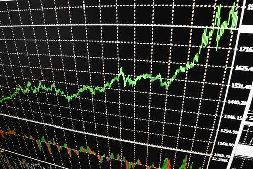 Comprare azioni Telecom Italia: perchè il titolo oggi corre sul Ftse Mib? Comprare azioni Telecom Italia: perchè il titolo oggi corre sul Ftse Mib?