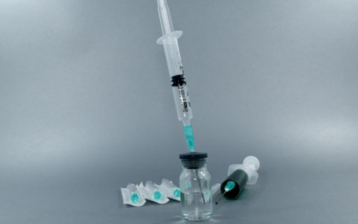 Il vaccino anti Covid di AstraZeneca genera una forte risposta immunitaria negli anziani Il vaccino anti Covid di AstraZeneca genera una forte risposta immunitaria negli anziani