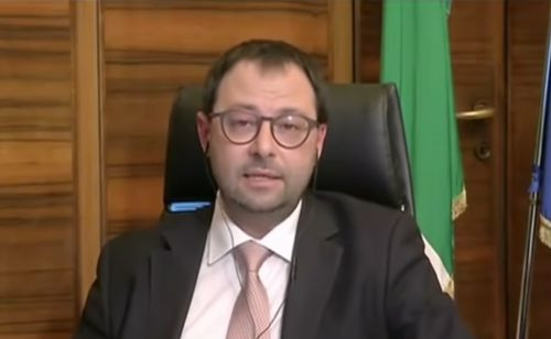 Scadenza del blocco dei licenziamenti: non ci sarà proroga. Patuanelli: Scadenza del blocco dei licenziamenti: non ci sarà proroga. Patuanelli: