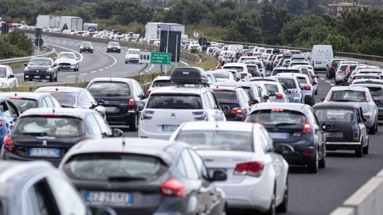 Bollo auto e multe non si pagano. La sentenza che salva tanti automobilisti Bollo auto e multe non si pagano. La sentenza che salva tanti automobilisti