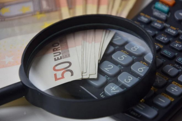 Bonus Inps, altri 1.000 euro di aiuti antro il 15 dicembre. Ecco a chi spettano e come fare domanda Bonus Inps, altri 1.000 euro di aiuti antro il 15 dicembre. Ecco a chi spettano e come fare domanda