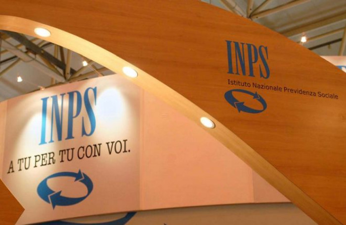 Cassa integrazione 2021, l'INPS spiega le novità e annuncia più soldi per i lavoratori in Cig Cassa integrazione 2021, l'INPS spiega le novità e annuncia più soldi per i lavoratori in Cig