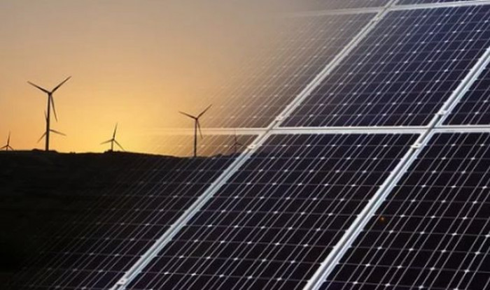Report di Rystad Energy, nuovo record di spesa in rinnovabili Report di Rystad Energy, nuovo record di spesa in rinnovabili