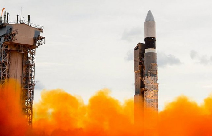 I frammenti del razzo spaziale cinese potrebbero colpire alcune Regioni italiane. Ecco quando e dove cadranno I frammenti del razzo spaziale cinese potrebbero colpire alcune Regioni italiane. Ecco quando e dove cadranno