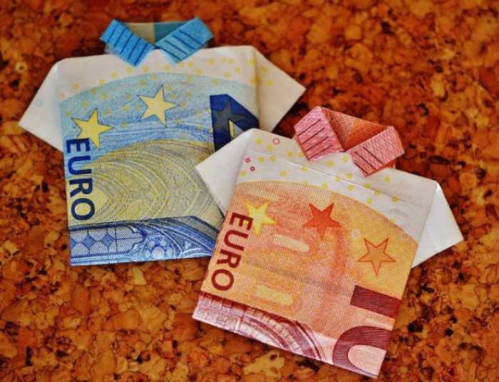 Sei bonus famiglia saranno cancellati entro fine 2021. Ecco cosa sta succedendo Sei bonus famiglia saranno cancellati entro fine 2021. Ecco cosa sta succedendo