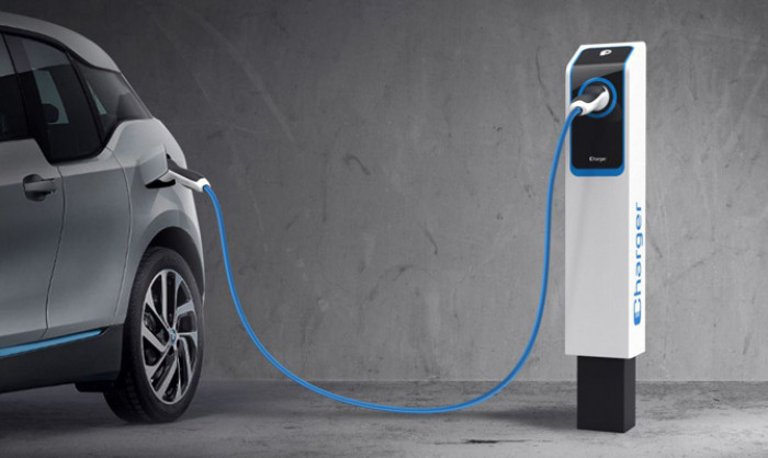Auto elettriche, quanto costa un rifornimento di energia? Auto elettriche, quanto costa un rifornimento di energia?