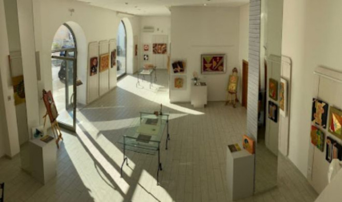 Vendita di opere d'arte: si devono pagare le tasse? Ecco quando si tratta di reddito d'impresa o reddito diverso Vendita di opere d'arte: si devono pagare le tasse? Ecco quando si tratta di reddito d'impresa o reddito diverso