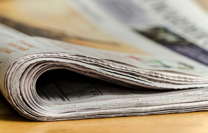 Crollano le vendite dei maggiori quotidiani, persi 2,4 miliardi di ricavi in 10 anni. Per l'editoria italiana è crisi Crollano le vendite dei maggiori quotidiani, persi 2,4 miliardi di ricavi in 10 anni. Per l'editoria italiana è crisi