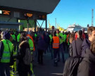 Il porto di Trieste si ferma contro il Green Pass. Solo un centinaio i lavoratori che non protestano