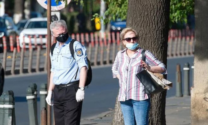 Austria: 20 giorni di lockdown per tutti e vaccino obbligatorio. È il primo Paese europeo a imporre l'obbligo Austria: 20 giorni di lockdown per tutti e vaccino obbligatorio. È il primo Paese europeo a imporre l'obbligo